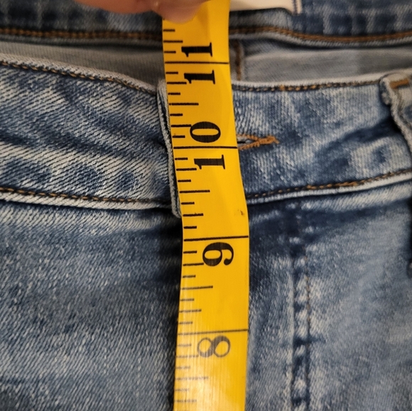 Madewell Kick Out Jeans Wome's Medium Wash Denim Blue Bootcut Jeans Size 32(14) - Picture 12 of 12